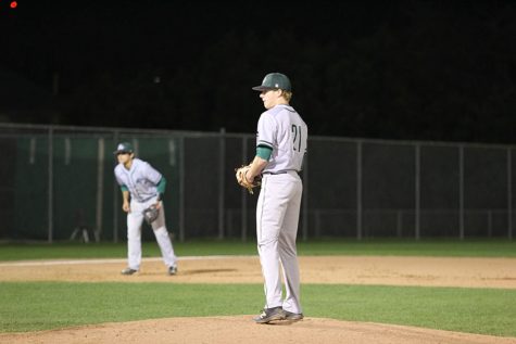 Baseball’s Seniors Look to Lead Team Back to the Playoffs