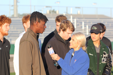 Fox 7 Visits, Gives Preview of Cedar Park vs. Hutto Game