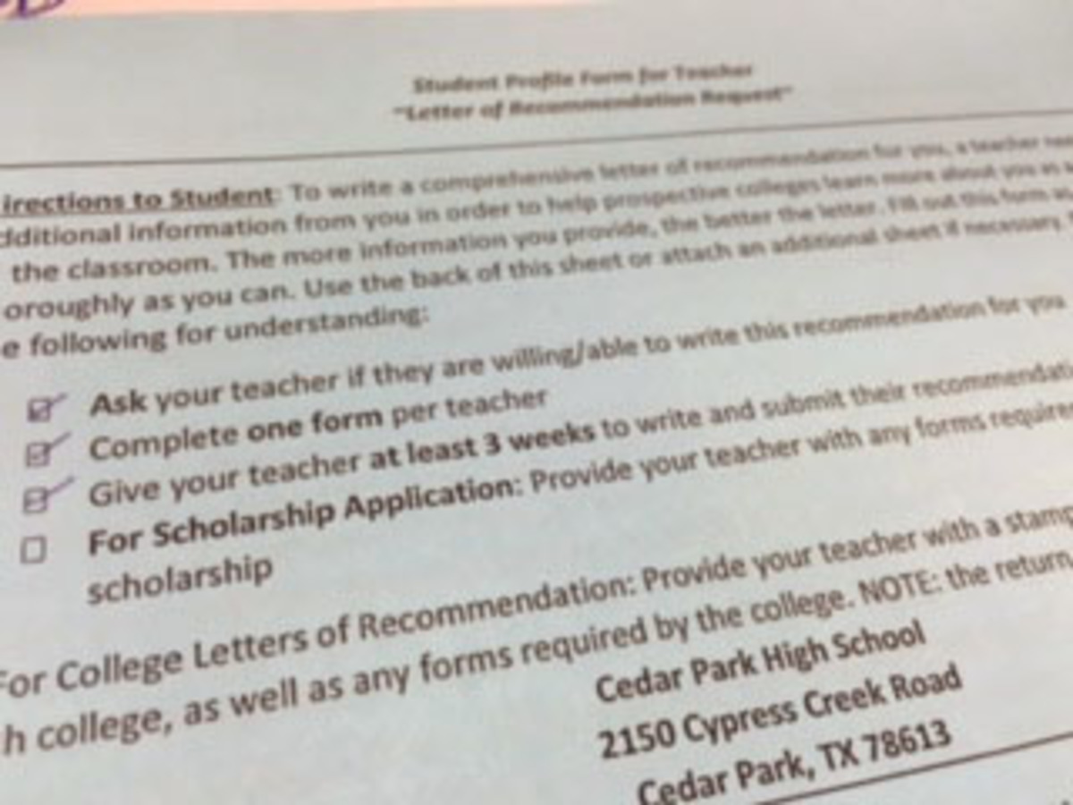 7 Tips for Seniors Going Through the College Apps Process