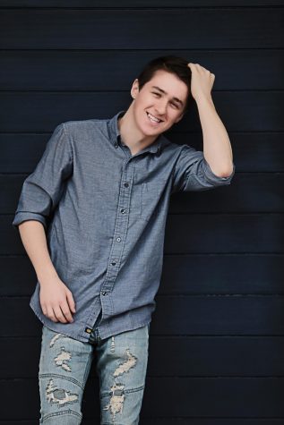Senior Spotlight: Donovan Scandariato