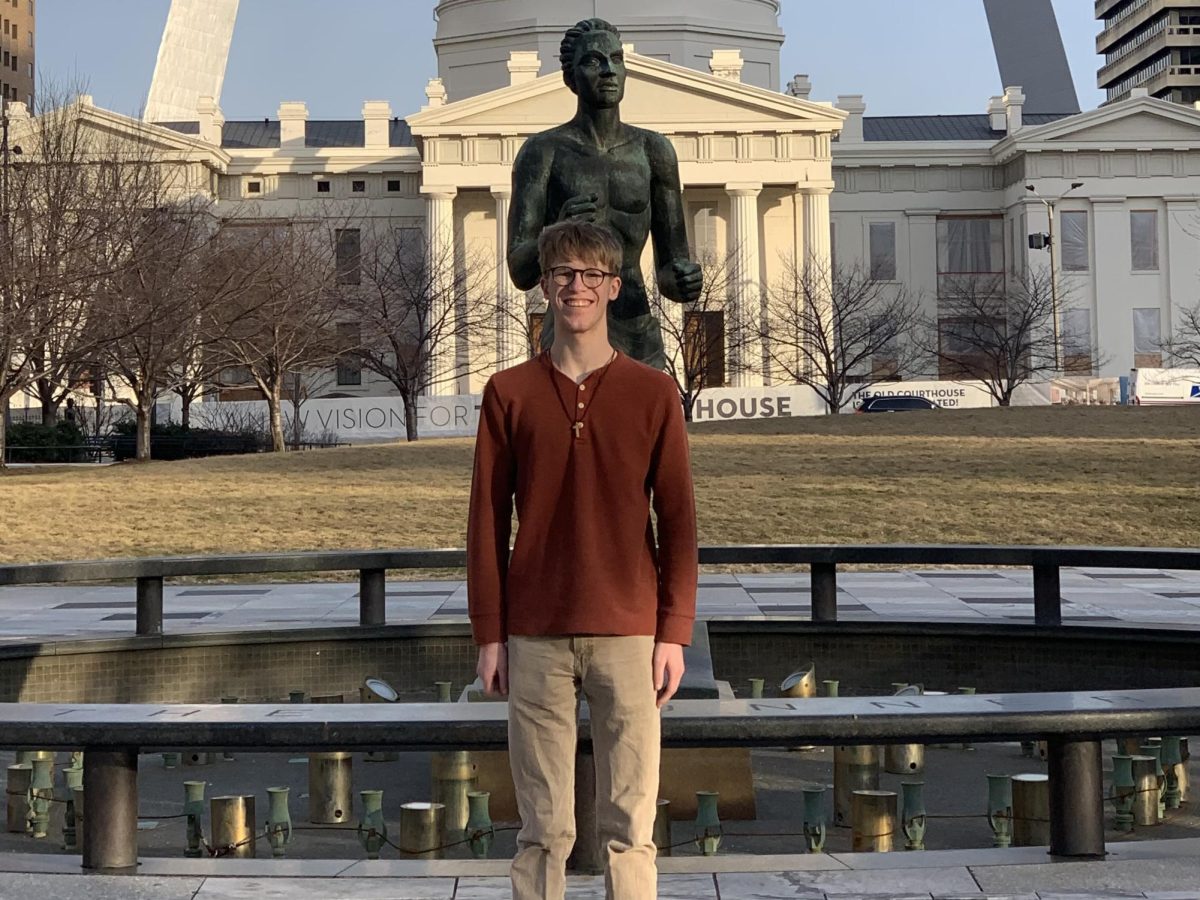 Smiling+for+the+camera%2C+senior+Alex+Gilsbach+stands+near+The+Gateway+Arch+in+St.+Louis%2C+Missouri%2C+while+on+a+college+visit+to+his+future+school%2C+Missouri+S%26T%2C+%0A+where+he+will+major+in+Aerospace+Engineering.+Gilsbach+plans+on+making+a+final+push+for+a+UIL+Academics+state+championship+before+moving+east.+%E2%80%9CI+think+that+it+would+be+an+incredible+way+to+end+my+senior+year%2C+and+leave+a+legacy+for+future+members+to+want+to+fulfill%2C%E2%80%9D+Gilsbach+said.+%0A